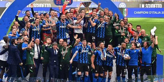 Prediksi Juara dan 4 Besar Liga Italia 2024/2025: Inter Milan Terdepan!