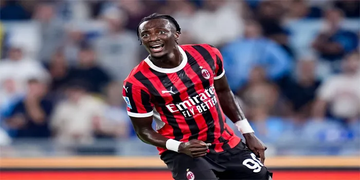 AC Milan - Rafael Leao dan Tammy Abraham Potensi Duduk di Bangku Cadangan