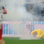 Laga Inter Milan vs Cremonese Terganggu Insiden Suar, Emil Audero Jadi Korban